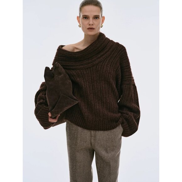 Source Unknown Becca Oversized High Roll Knit Pullover in Chocolate - Picture 2 of 5